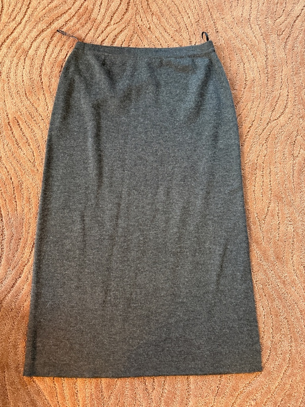 Studio Works Dark Gray Skirt. 68% Acrylic/34% Wool
